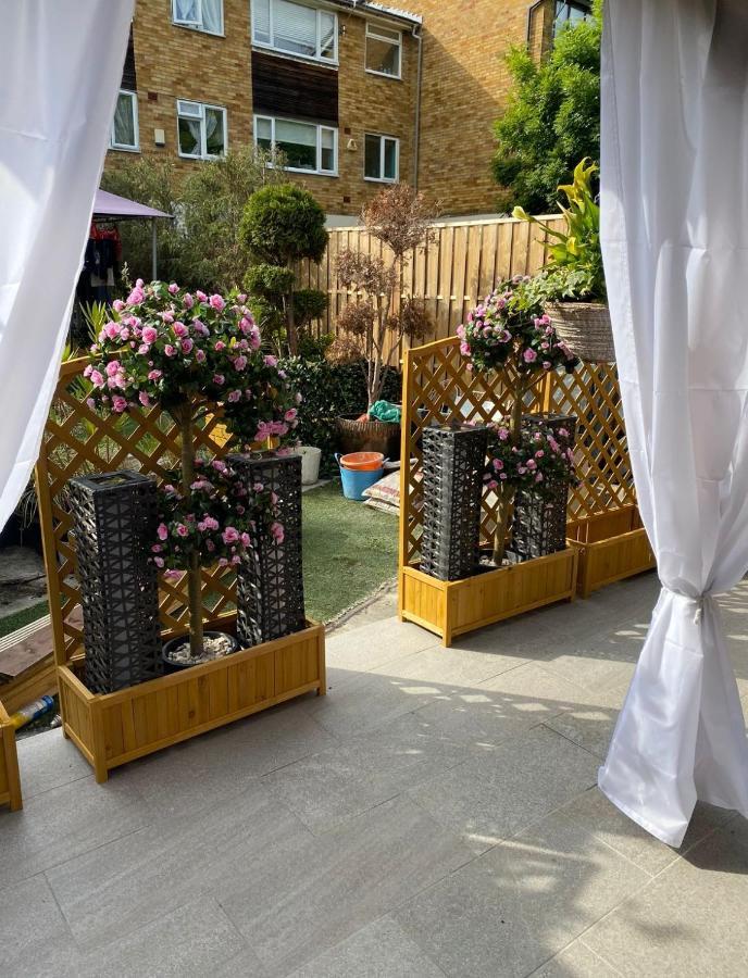 Apartment Luxe Free Wifi, Free Parking, Free Netflix Friern Barnet Exterior photo